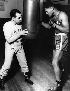 Maxey training with Gonzaga boxing coach Joey August